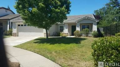 Main picture of 1022 Thompson Cir