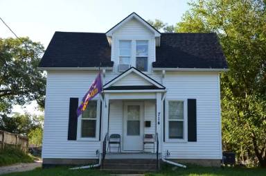 Main picture of 714 Ovid Ave