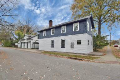 Main picture of 1833 Goodman Ave