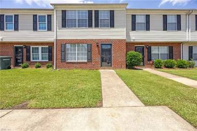 Main picture of 48 Terri Sue Ct