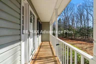 Main picture of 4009 Prince Edward Hwy