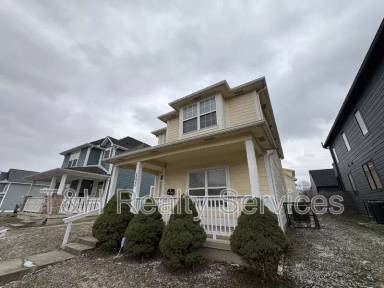 Main picture of 2030 N College Ave