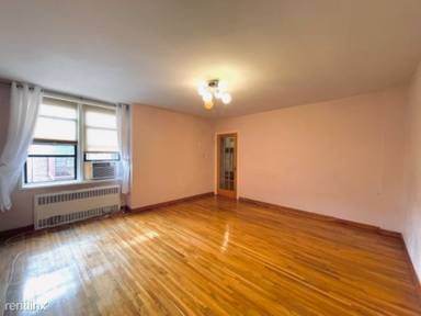 Main picture of 1840 E 13th St Apartments