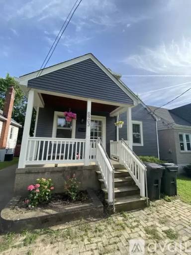 Main picture of 6903 Buckingham Pl