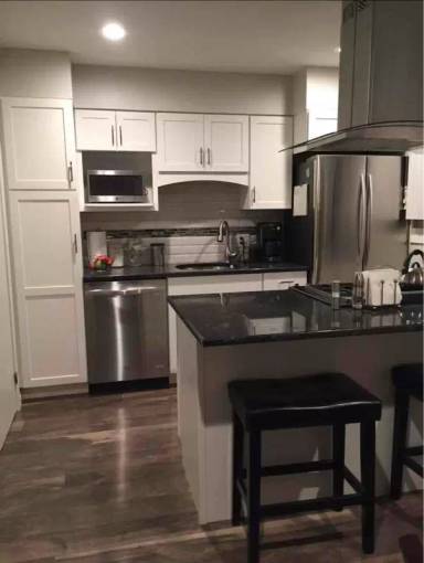 Main picture of 18 Williamsburg Dr