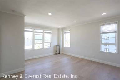 Main picture of 266 Lenox Ave