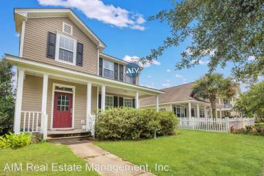 Main picture of 66 Red Cedar St