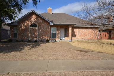 Main picture of 7213 Alissa Dr