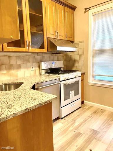 Main picture of 1816 W 13th St