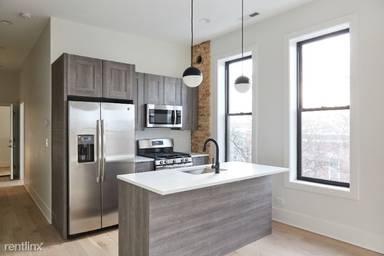 Main picture of 3057 W Diversey Ave
