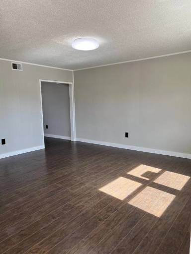 Main picture of 195 Bell Court Dr