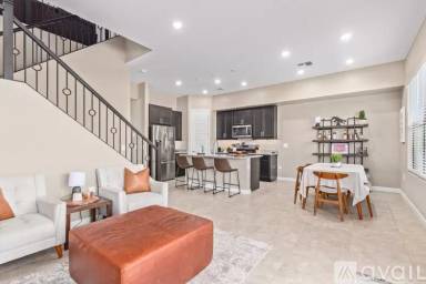 Main picture of 17420 N 48th Pl