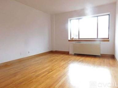 Main picture of 25 Avenue C