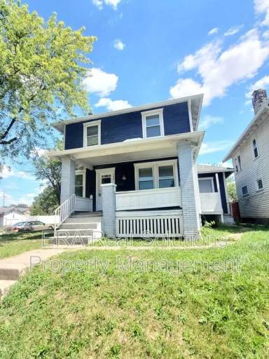 Main picture of 488 Woodbury Ave