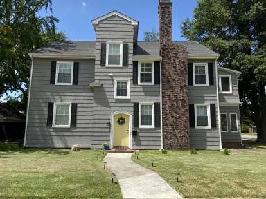 Main picture of 7402 Gleneagles Rd