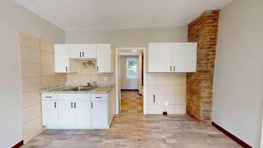 Main picture of 7023 Clark Ave