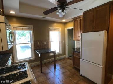 Main picture of 319 Western Ave