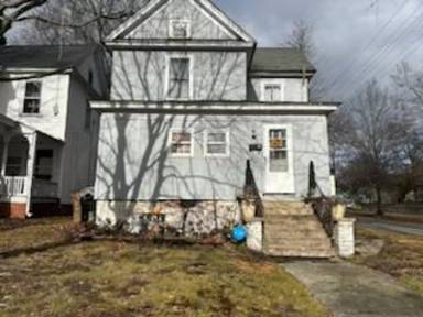 Main picture of 619 5th Ave