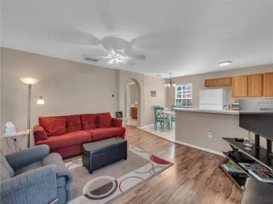 Main picture of 13221 Lake Live Oak Dr