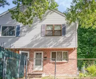 Main picture of 68 Epping St