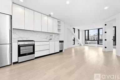 Main picture of 635 4th Ave