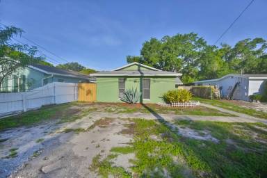 Main picture of 15616 Avalon Ave