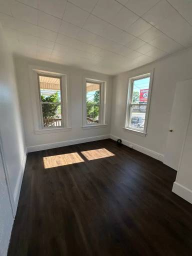 Main picture of 1228 W Market St