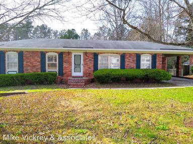 Main picture of 3605 Parliament Ln