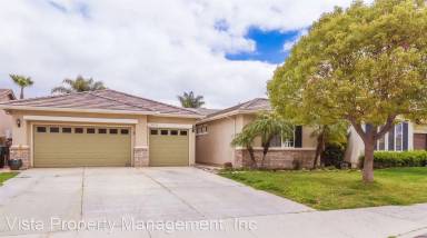 Main picture of 30758 Young Dove St
