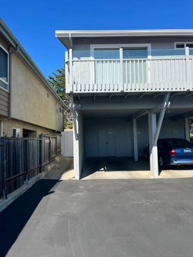 Main picture of 1024 S Ocean Ave