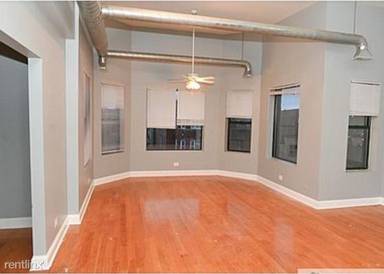 Main picture of 6901-17 S Paxton Ave & 2211-17 E 69th St