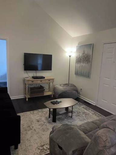 Main picture of 802 Wilkes St