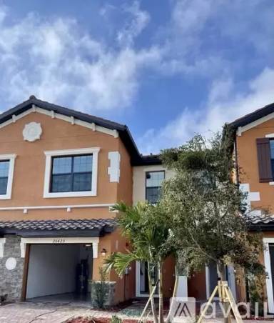 Main picture of 20411 Lagente Cir