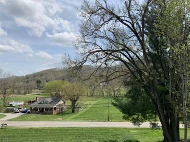 Main picture of 74 Indian Trail Rd