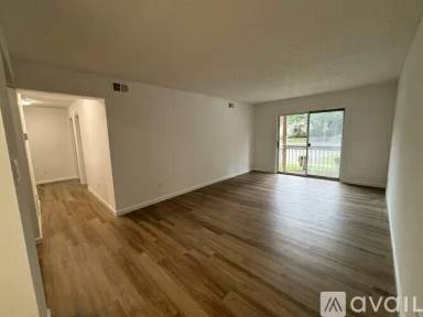 Main picture of 85 Diane Dr