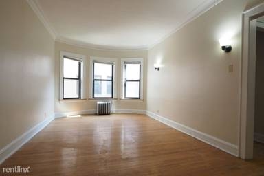 Main picture of 4519-27 N Paulina St Apartments