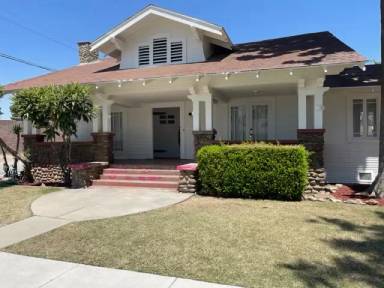 Main picture of 2310 B St