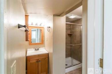 Main picture of 216 N Hamilton St