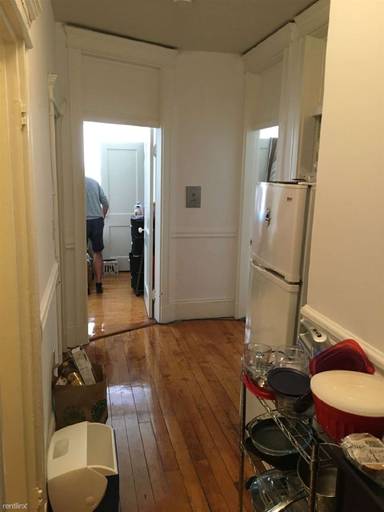 Main picture of Westland Avenue And Mass Ave