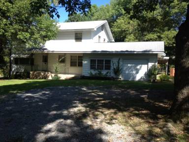 Main picture of 2075 Highway 5 N