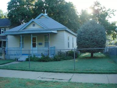 Main picture of 254 N Oakdale Ave