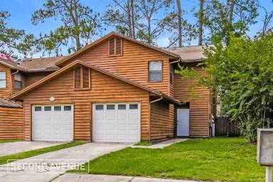 Main picture of 5553 Bennington Dr