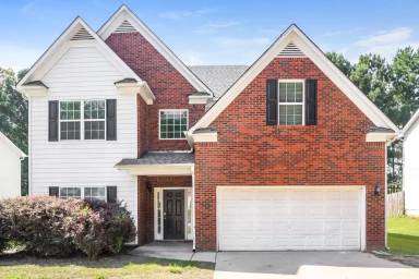 Main picture of 5011 Upper Elm St