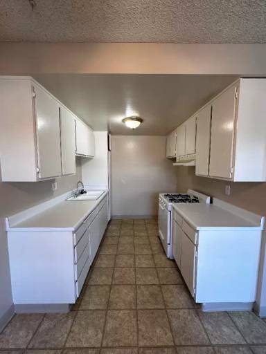 Main picture of 1135 W I St