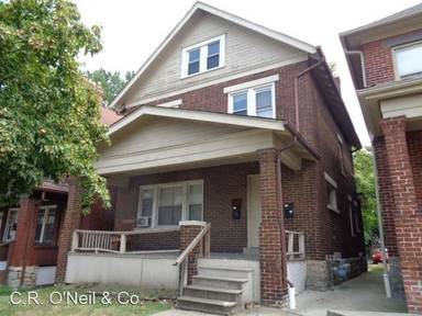 Main picture of 1520 1/2 Summit St