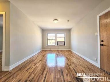 Main picture of 550 W Arlington Pl Apartments