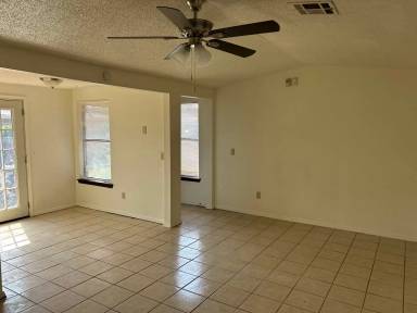 Main picture of 209 Windsor Way