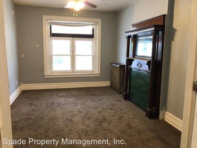 Main picture of 110 S Madison St