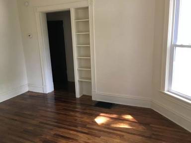 Main picture of 676 N Main St