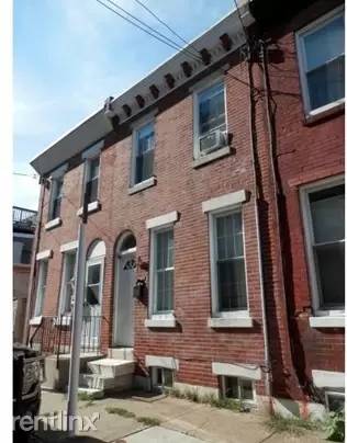 Main picture of 809 Livingston St